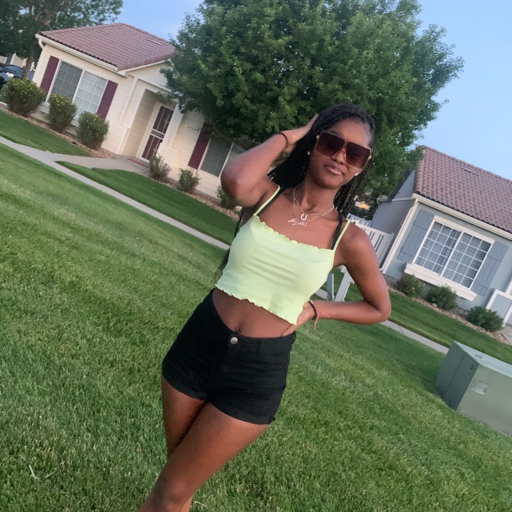 Meet your Posher, Jaezelle